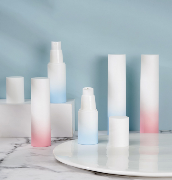 Frosted Airless Lotion Spray คอนเทนเนอร์เครื่องสำอางพลาสติก Gradient 50g 3.3*14.5cm 0