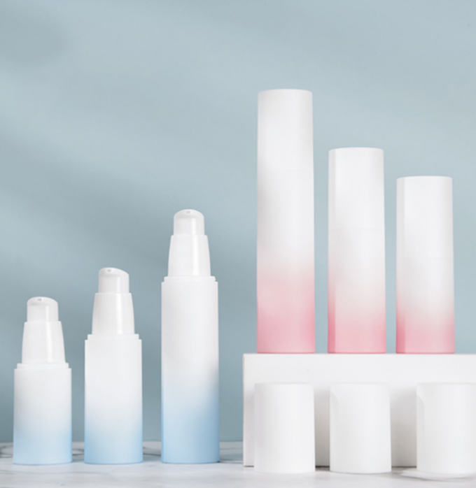Frosted Airless Lotion Spray คอนเทนเนอร์เครื่องสำอางพลาสติก Gradient 50g 3.3*14.5cm 1